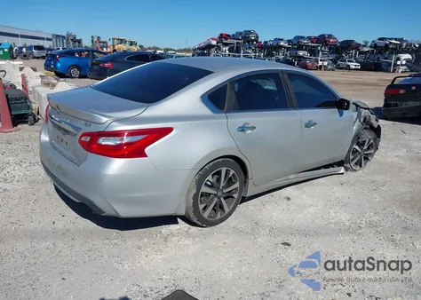 2016 Nissan Altima 2.5 Sr z USA, uszkodzony, nr VIN 1N4AL3AP0GC210928